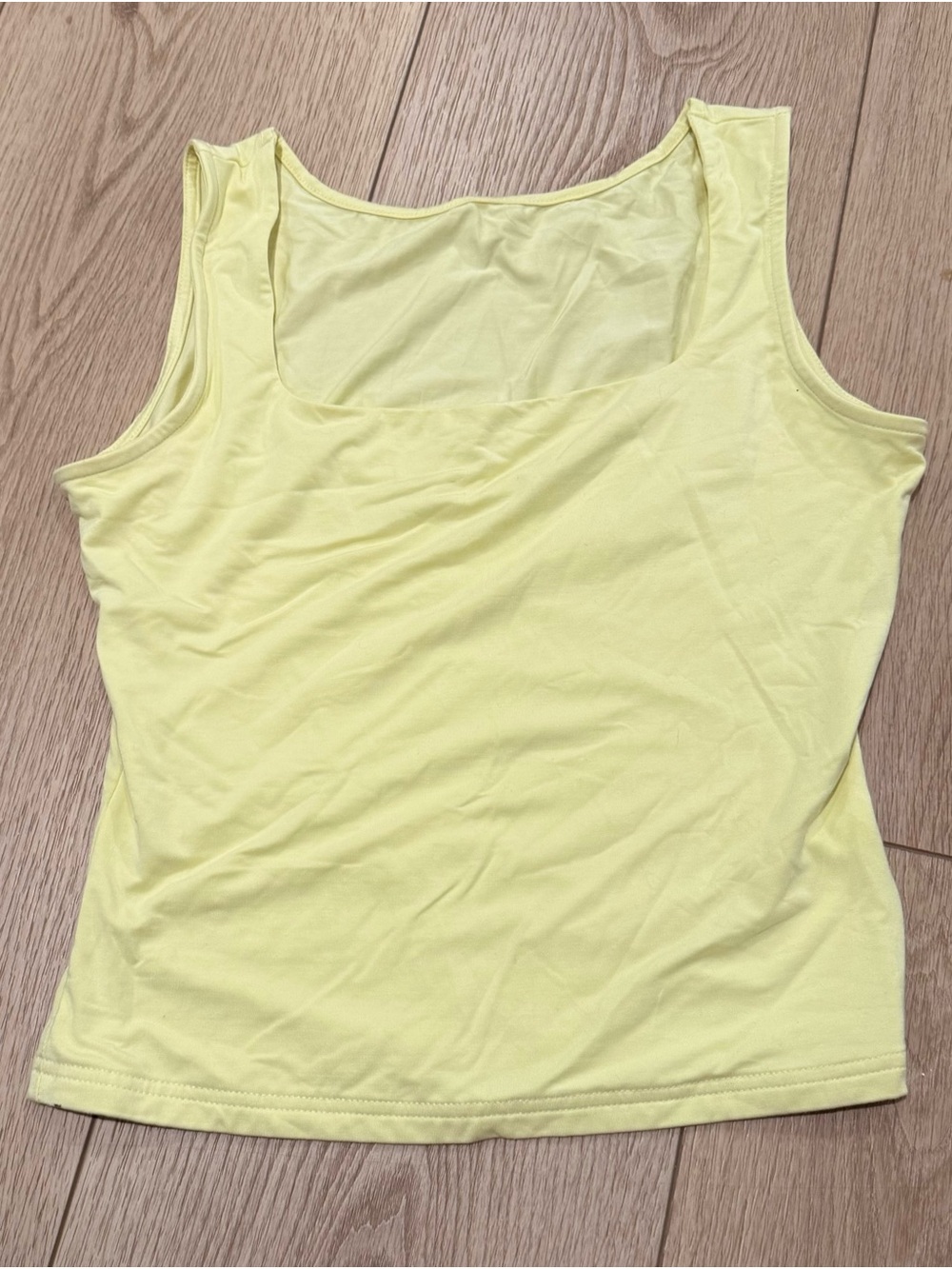 Amazon Women’s Light Yellow Scoop Neck Tank Top